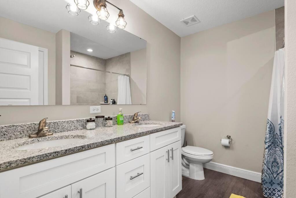 Pet-Friendly, Heated Pool, Close To Everything 3 Bedroom Home Даннеллон Экстерьер фото