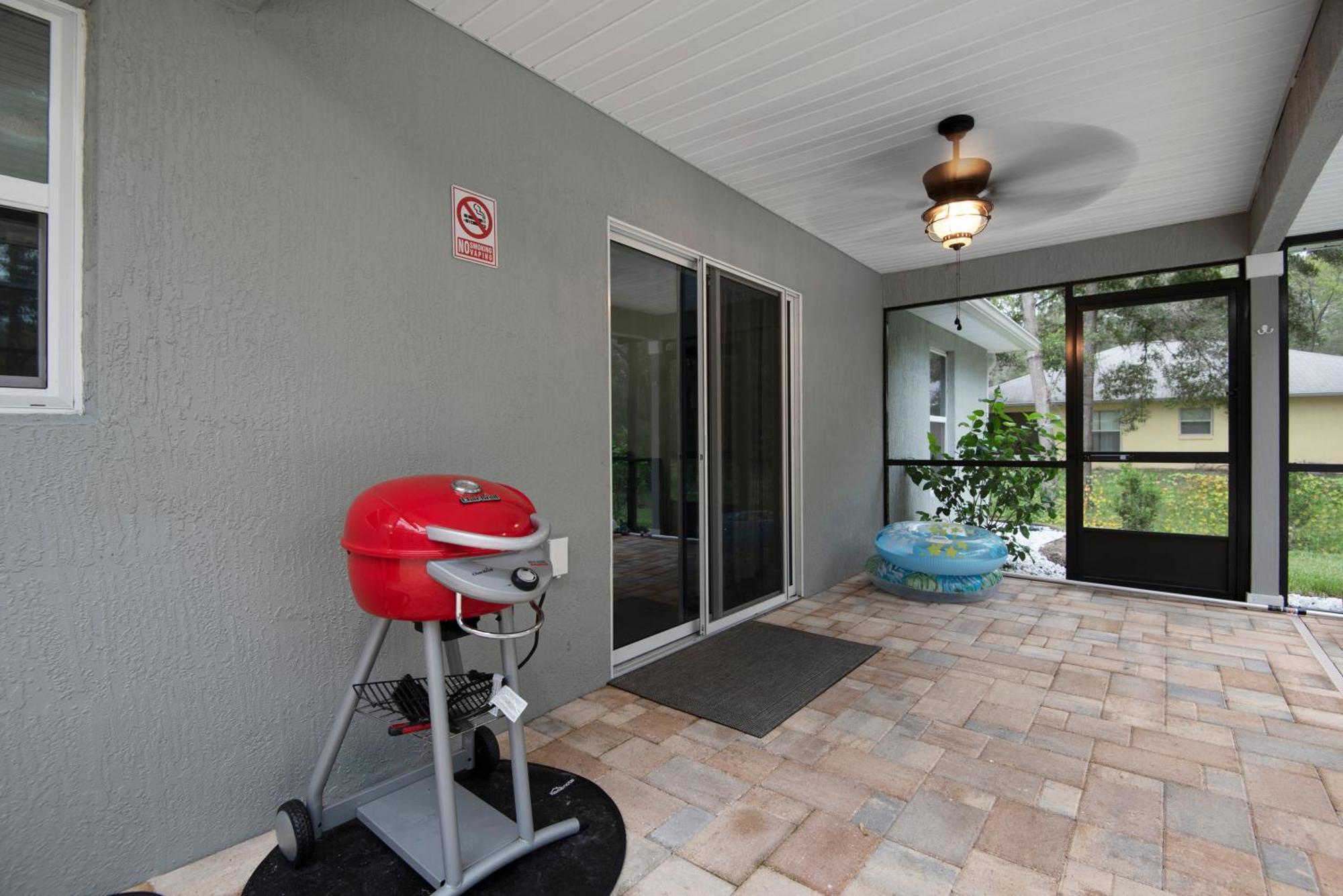 Pet-Friendly, Heated Pool, Close To Everything 3 Bedroom Home Даннеллон Экстерьер фото